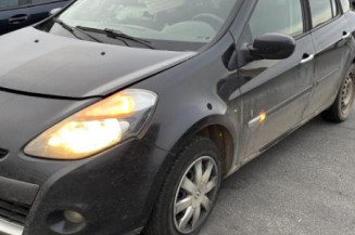 Renfort pare choc avant (traverse) RENAULT CLIO 3