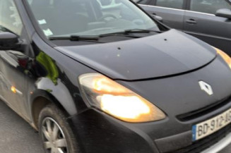 Renfort pare choc avant (traverse) RENAULT CLIO 3