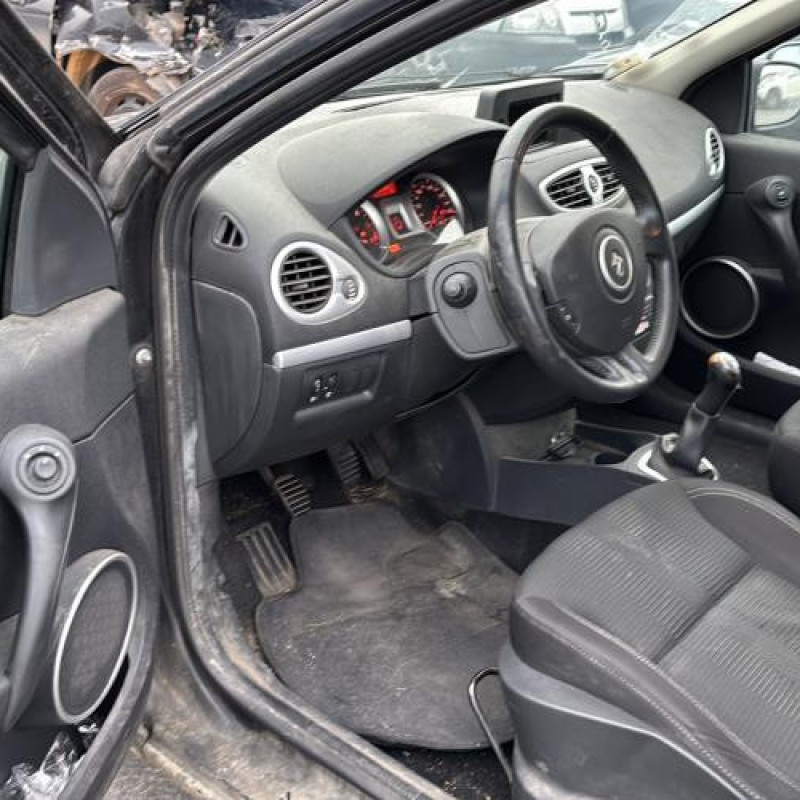 Renfort pare choc avant (traverse) RENAULT CLIO 3 Photo n°16