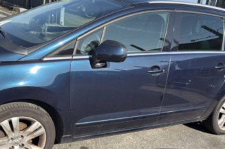 PEUGEOT 5008 1 PHASE 1 1.6 HDI - 16V TURBO