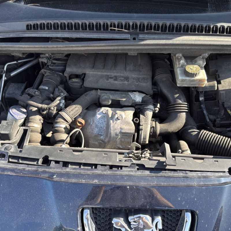 PEUGEOT 5008 1 PHASE 1 1.6 HDI - 16V TURBO Photo n°19