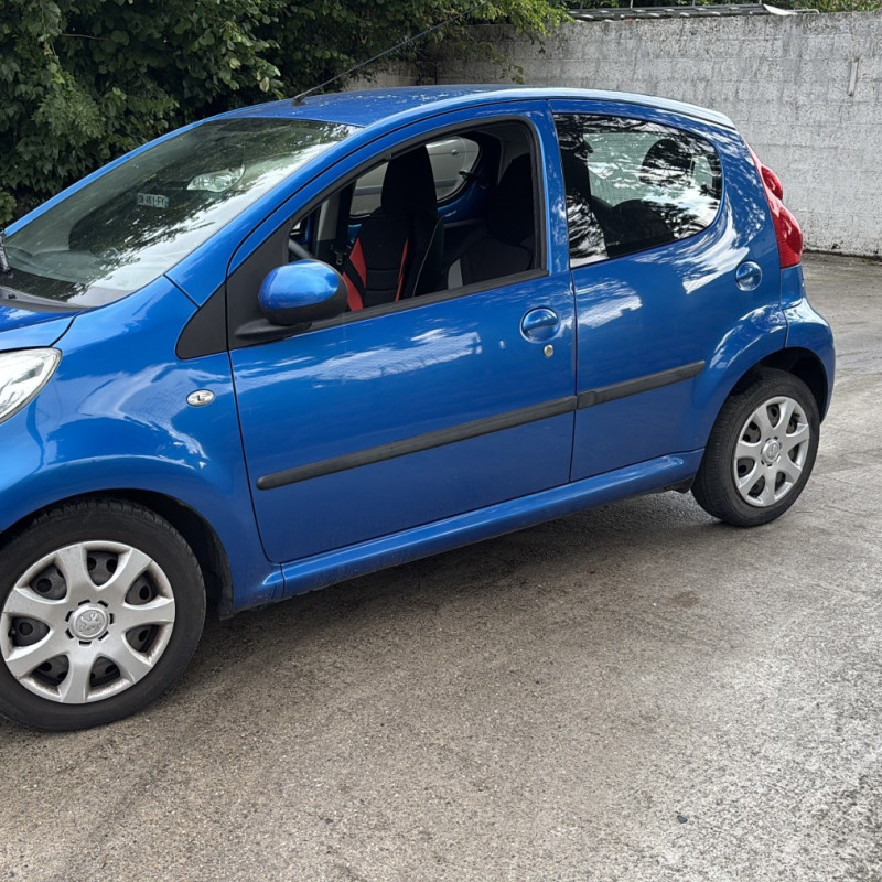 PEUGEOT 107 PHASE 2 1.0i - 12V Photo n°3