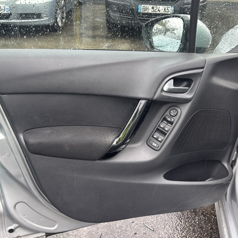 CITROEN C3 2 PHASE 2 1.2 VTI - 12V Photo n°21