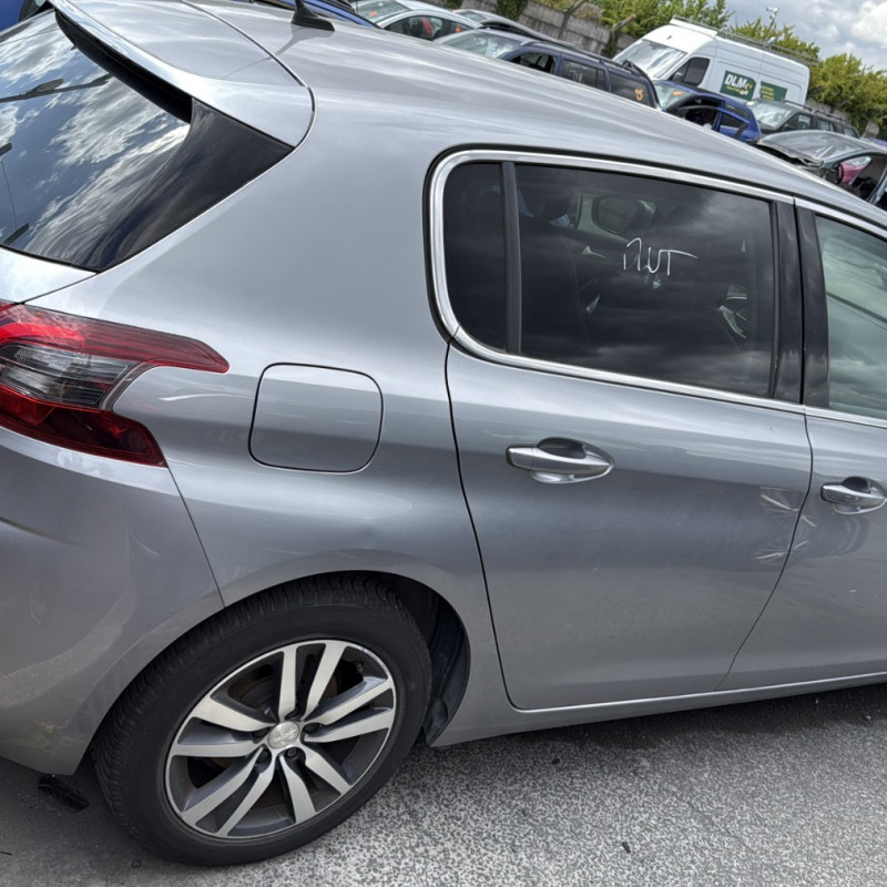 PEUGEOT 308 2 PHASE 2 1.2 PURETECH - 12V TURBO Photo n°19