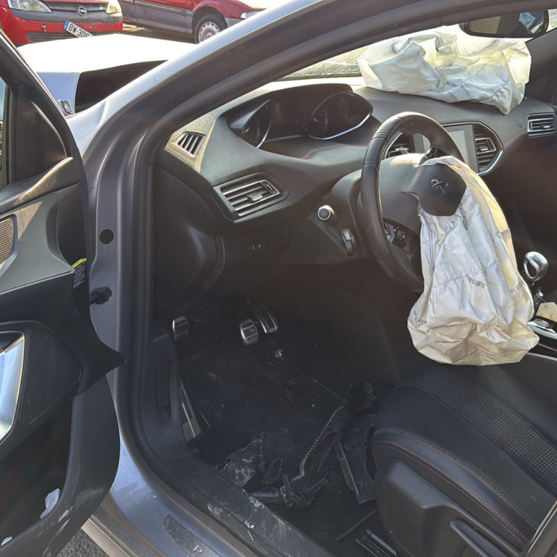 PEUGEOT 308 2 PHASE 2 1.5 BLUE HDI - 16V TURBO Photo n°9