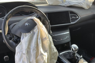 PEUGEOT 308 2 PHASE 2 1.5 BLUE HDI - 16V TURBO