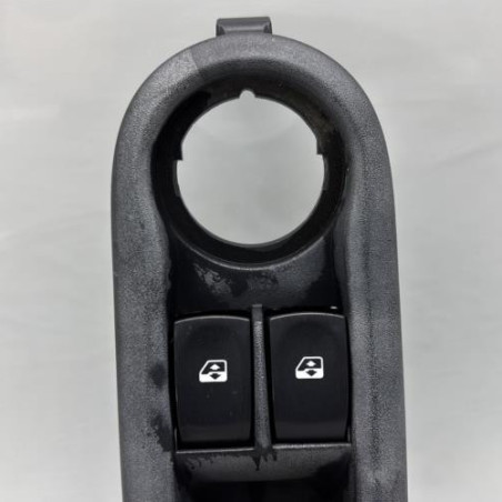 Interrupteur de leve vitre avant gauche RENAULT CLIO 3