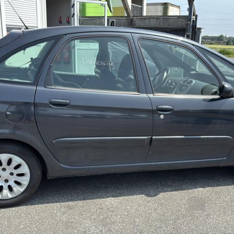Malle/Hayon arriere CITROEN XSARA PICASSO Photo n°19