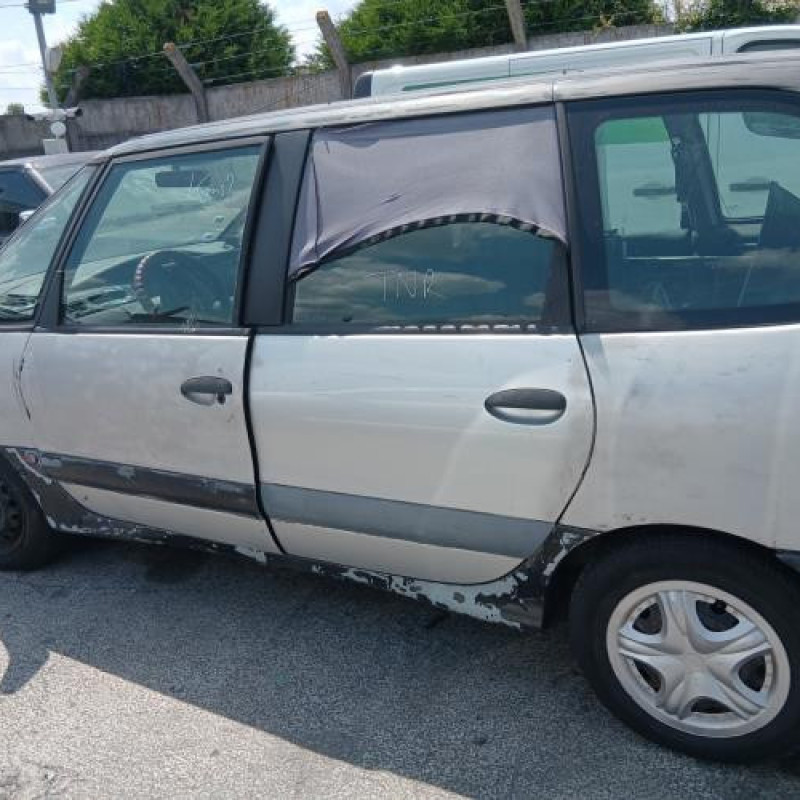 Calandre RENAULT ESPACE 3 Photo n°10
