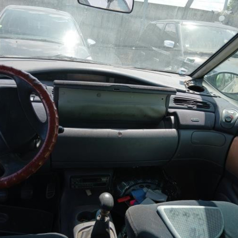 Calandre RENAULT ESPACE 3 Photo n°16