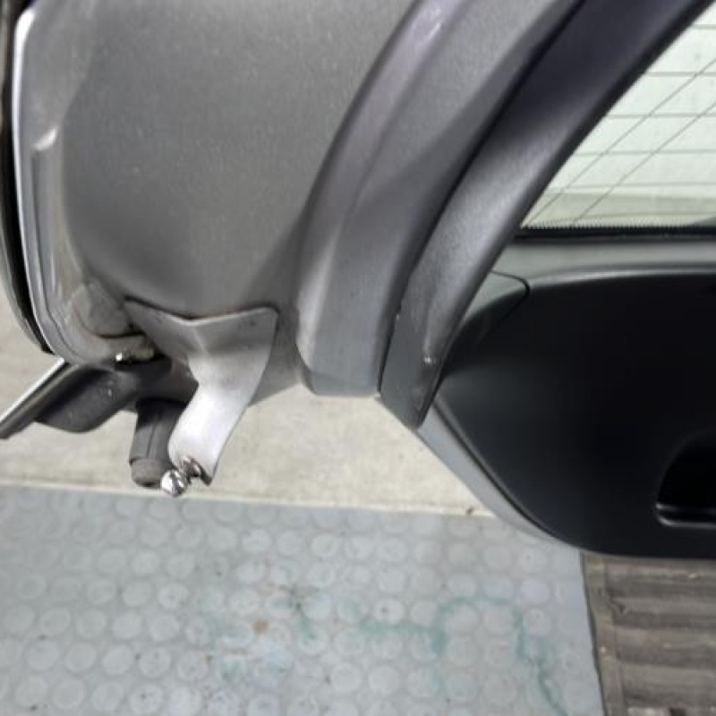 Malle/Hayon arriere PEUGEOT 308 1 Photo n°9