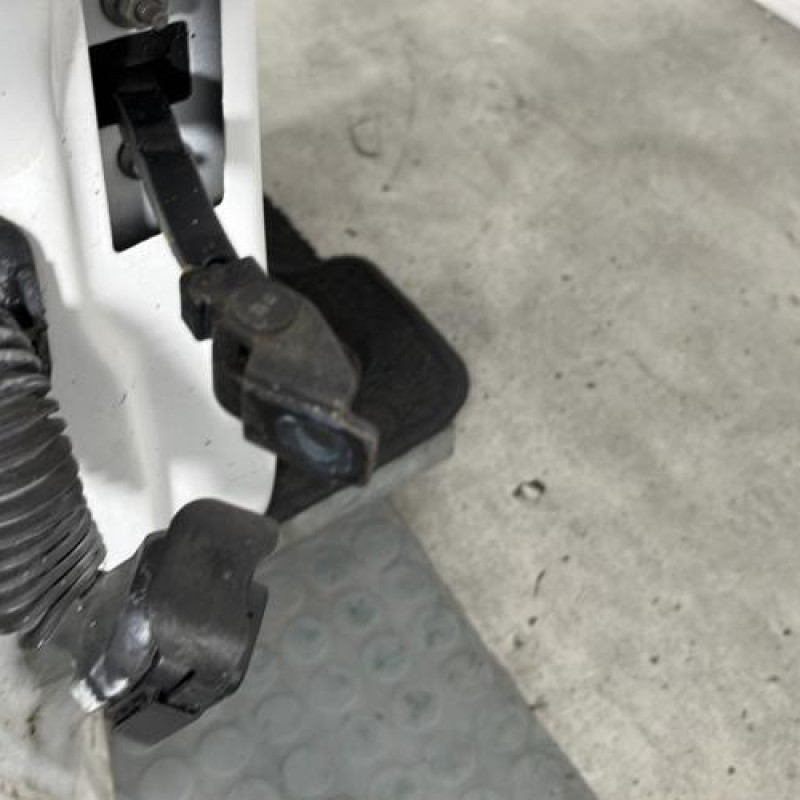 Porte avant droit RENAULT CLIO 4 Photo n°5