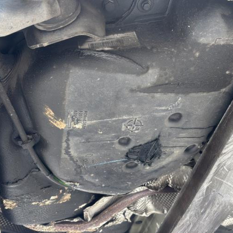 Porte avant gauche RENAULT CLIO 4 Photo n°15