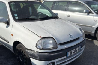 Aile avant gauche RENAULT CLIO 2