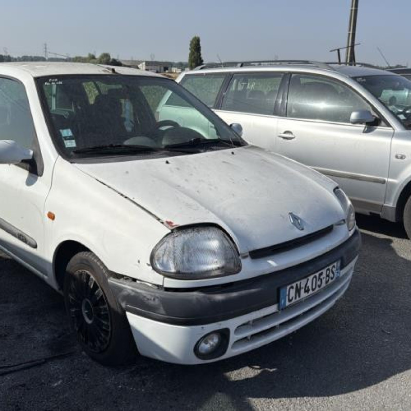 Aile avant gauche RENAULT CLIO 2 Photo n°6