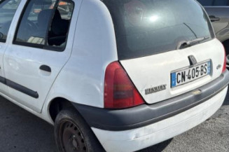 Aile avant gauche RENAULT CLIO 2