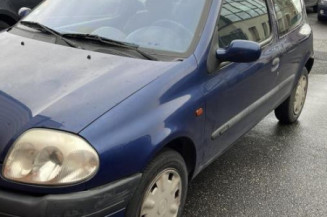 Aile avant gauche RENAULT CLIO 2