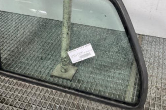 Custode arriere gauche PEUGEOT 106