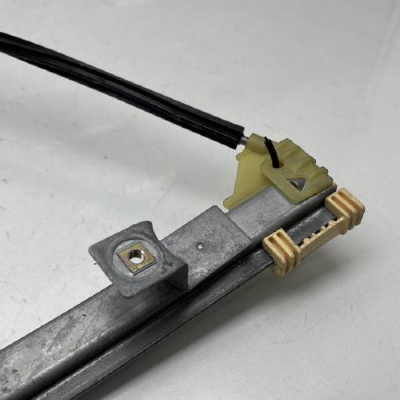 Leve vitre electrique avant droit RENAULT CLIO 2 Photo n°3