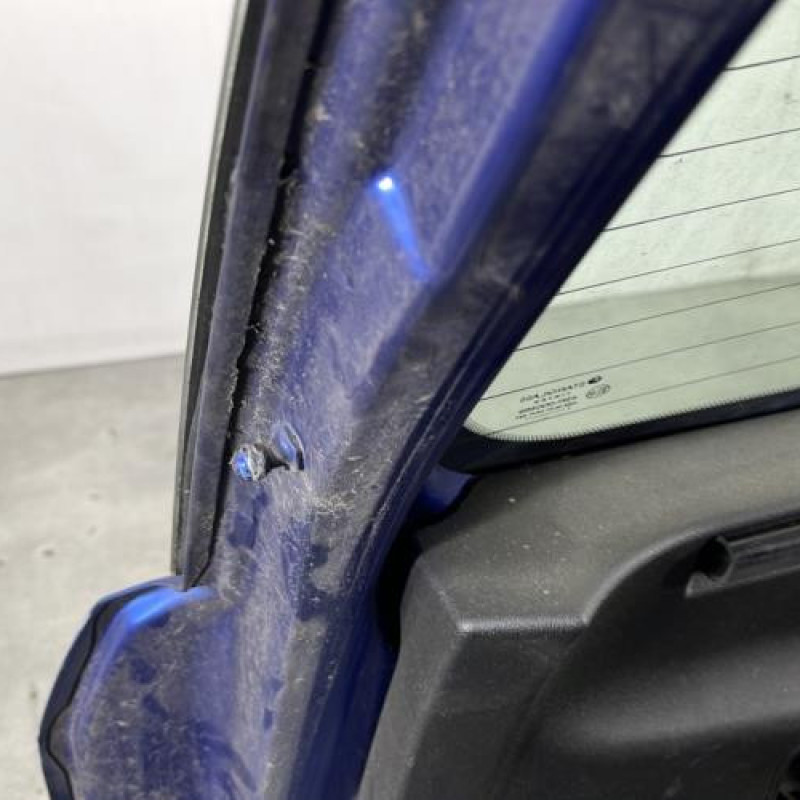 Malle/Hayon arriere FIAT PUNTO EVO 3 Photo n°9