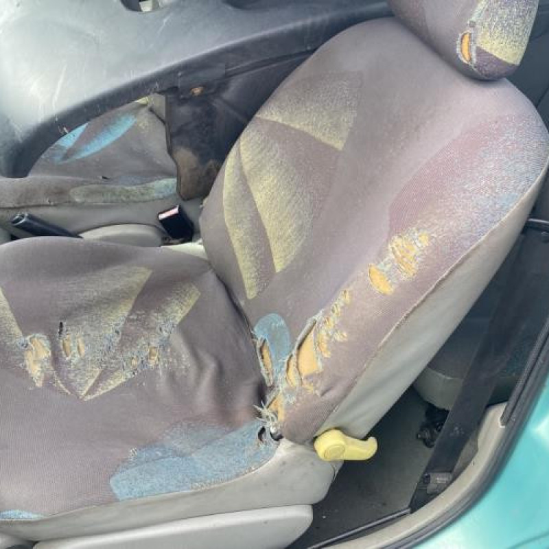 Porte avant droit RENAULT TWINGO 1 Photo n°16