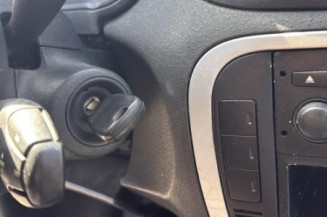 Com (Bloc Contacteur Tournant+Commodo Essuie Glace+Commodo Phare) CITROEN C3 1