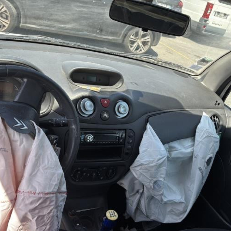 Amortisseur avant gauche CITROEN C3 1 Photo n°17