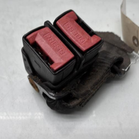 Attache ceinture arriere droit RENAULT CLIO 2 Photo n°1