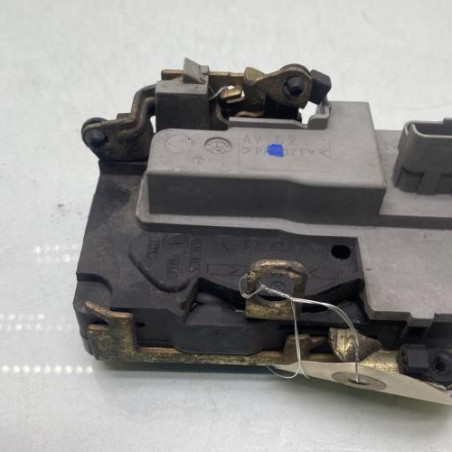Serrure avant gauche PEUGEOT 206