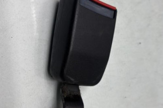 Attache ceinture arriere gauche RENAULT TWINGO 1