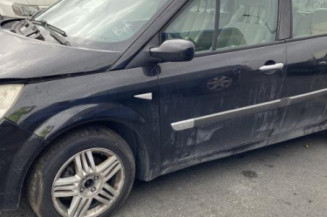 Bouton de coffre RENAULT SCENIC 2