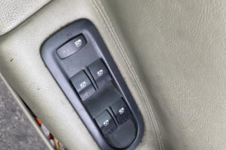 Bouton de coffre RENAULT SCENIC 2