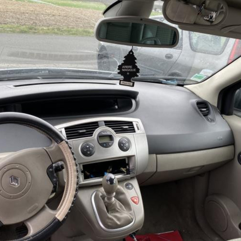 Bouton de coffre RENAULT SCENIC 2 Photo n°18