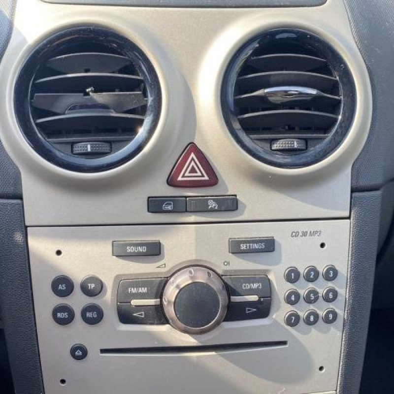 Serrure arriere gauche OPEL CORSA D Photo n°16