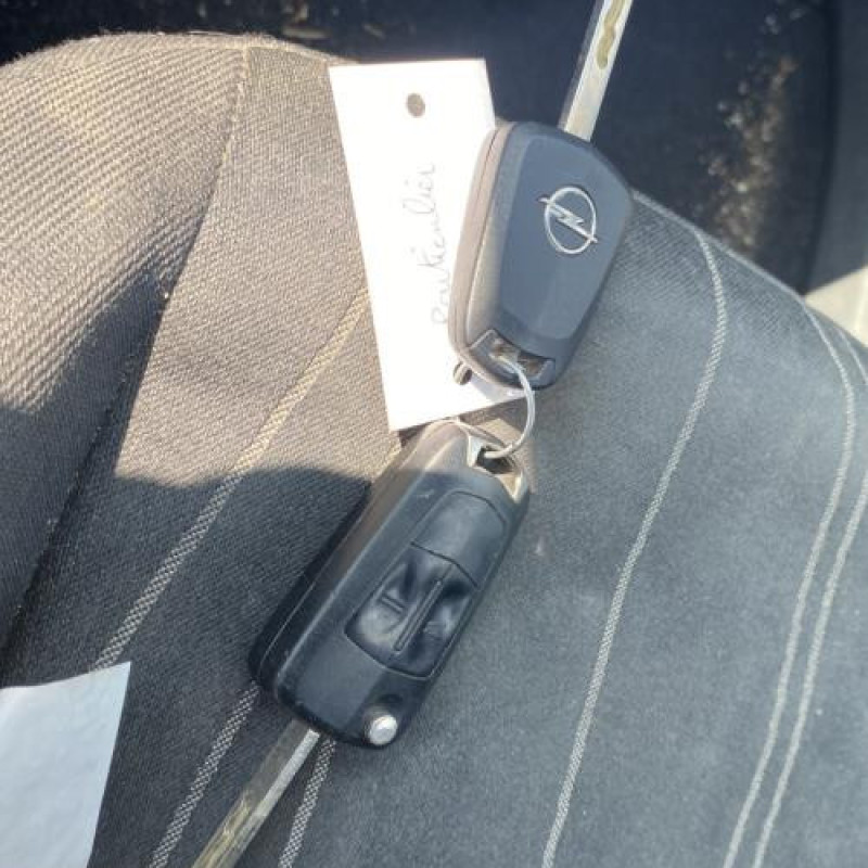 Serrure arriere gauche OPEL CORSA D Photo n°20