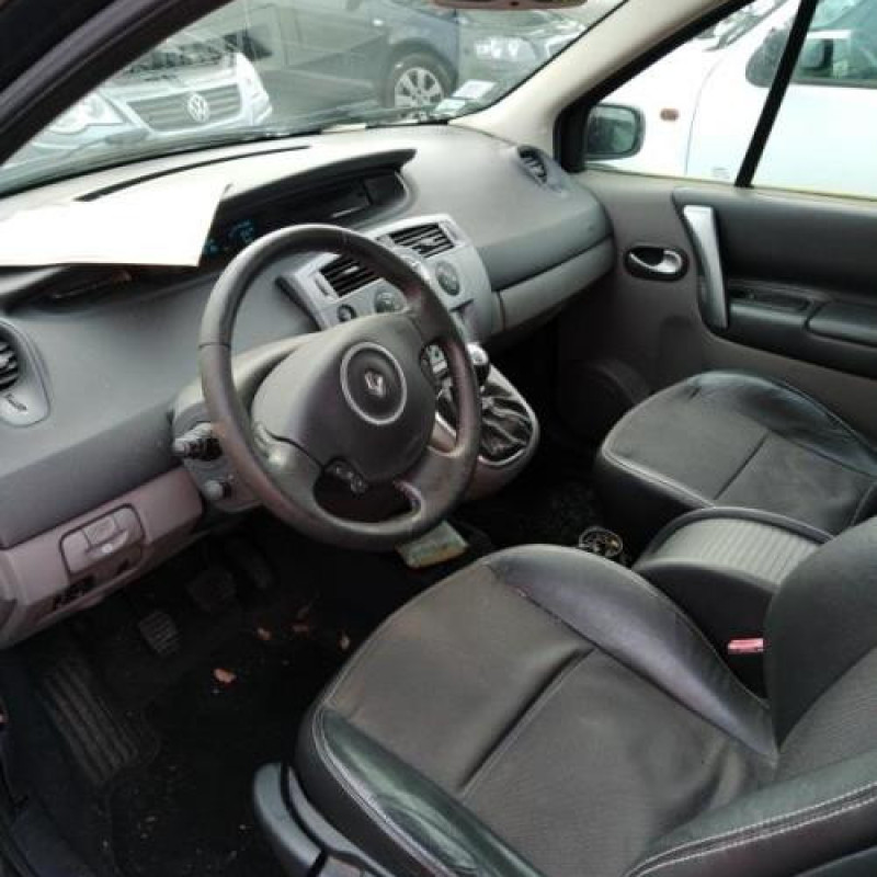 Bouton de coffre RENAULT SCENIC 2 Photo n°9