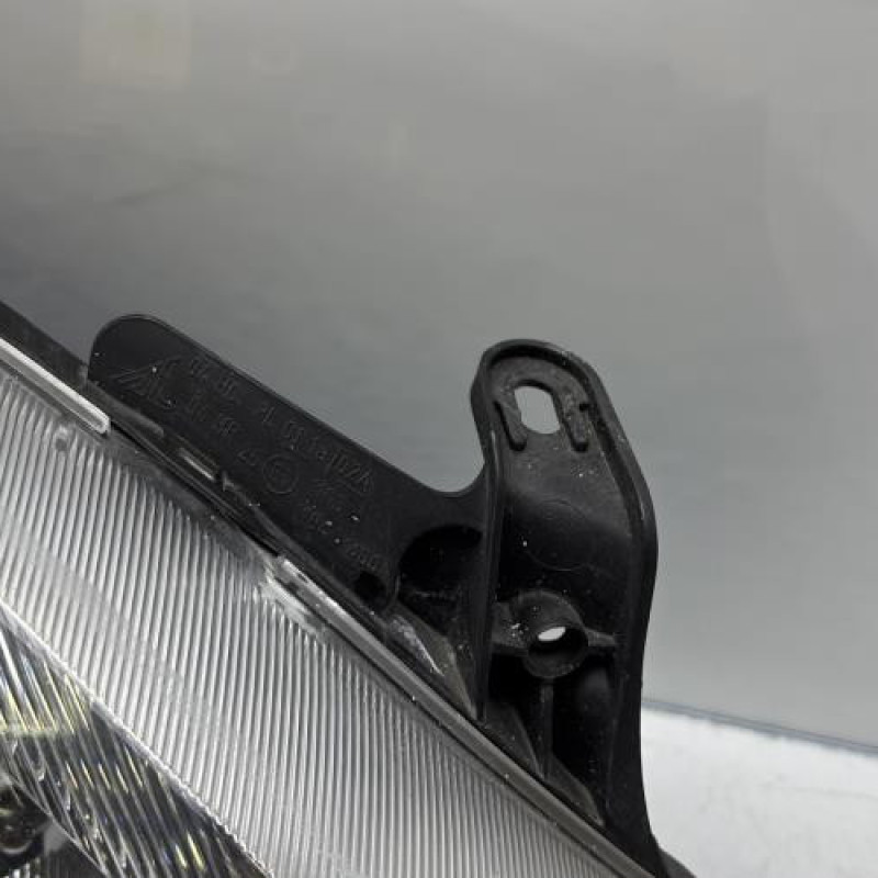 Optique avant principal droit (feux)(phare) OPEL CORSA C Photo n°4