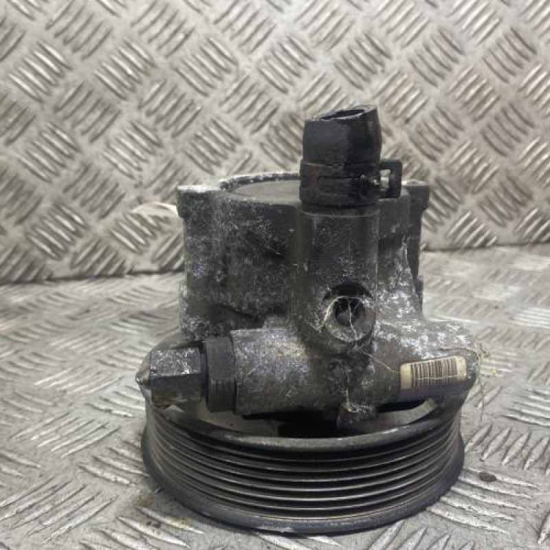 Pompe de direction RENAULT TRAFIC 2 Photo n°2