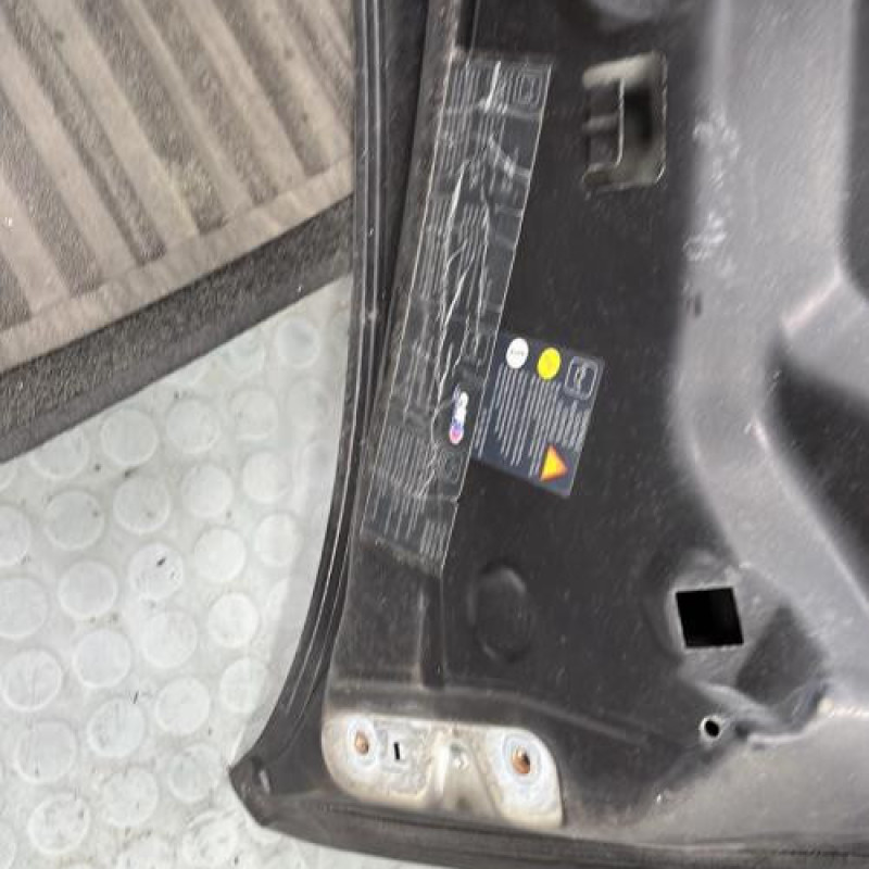 Capot RENAULT TWINGO 2 Photo n°8