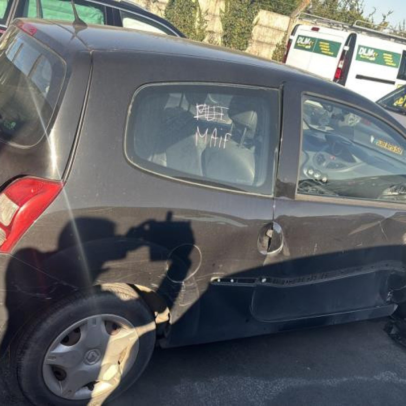 Capot RENAULT TWINGO 2 Photo n°16