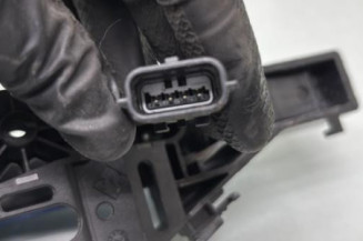 Poignee porte avant gauche RENAULT CLIO 4