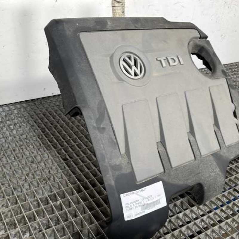 Cache moteur  VOLKSWAGEN POLO 5 Photo n°2