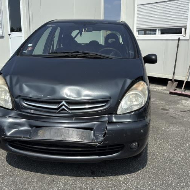 Feu arriere principal gauche (feux) CITROEN XSARA PICASSO Photo n°11