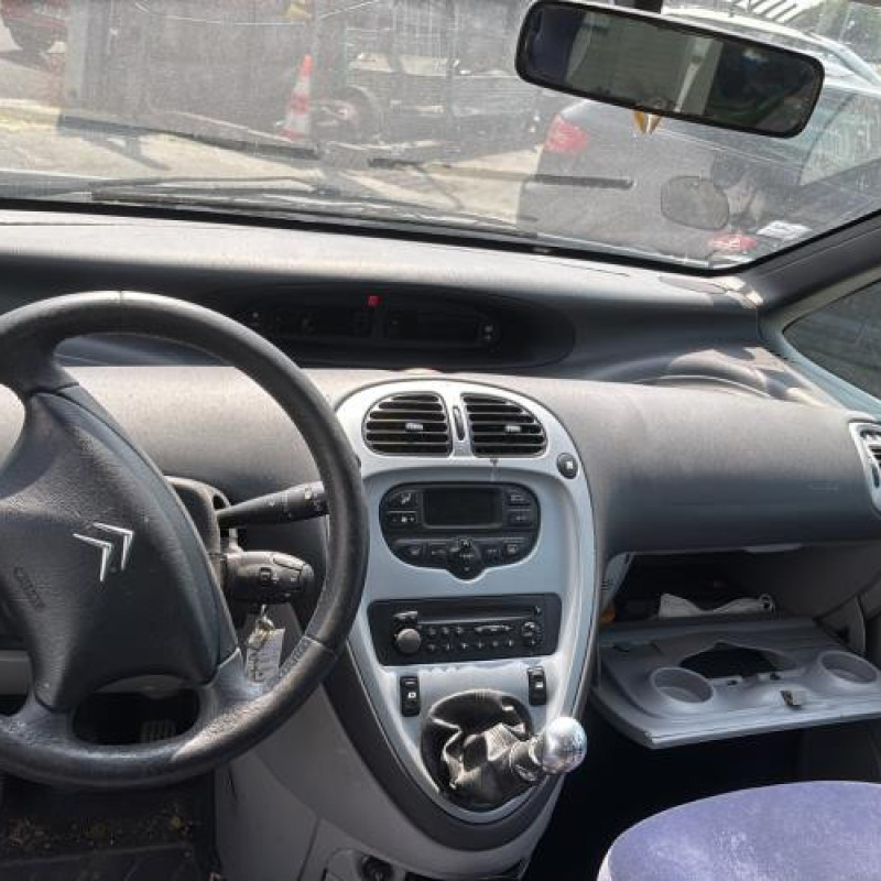 Feu arriere principal gauche (feux) CITROEN XSARA PICASSO Photo n°15