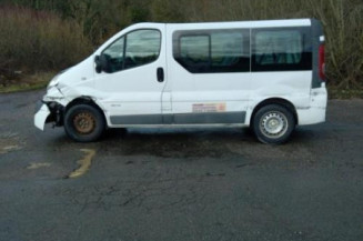 Compresseur clim RENAULT TRAFIC 2