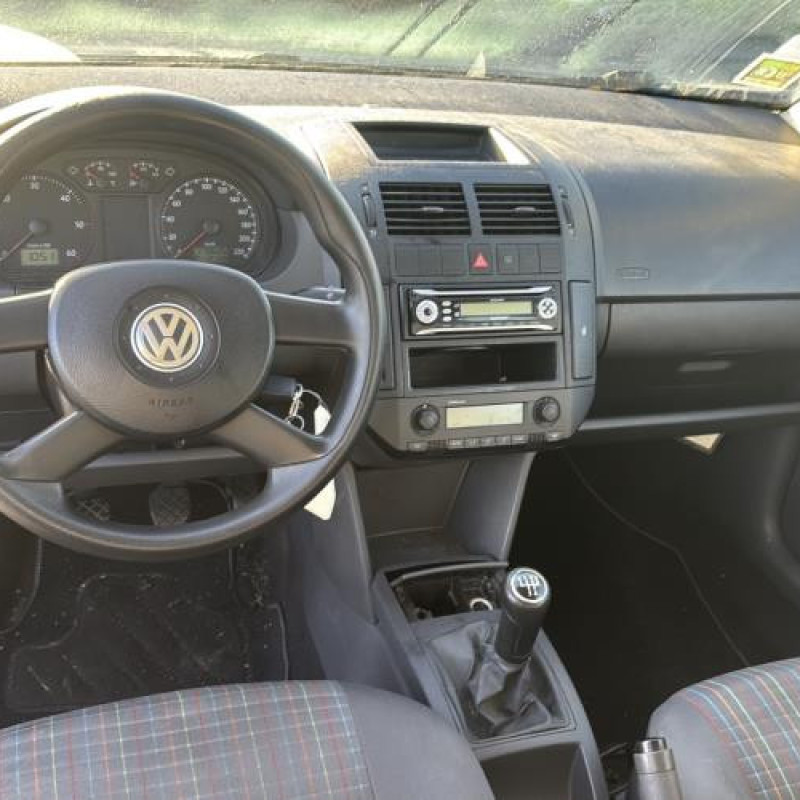 Trappe d'essence VOLKSWAGEN POLO 4 Photo n°15