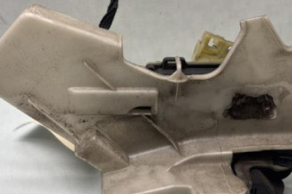 Serrure arriere gauche VOLKSWAGEN POLO 4