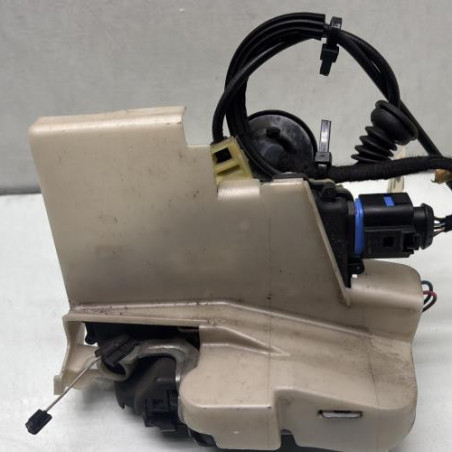 Serrure avant droit VOLKSWAGEN POLO 4