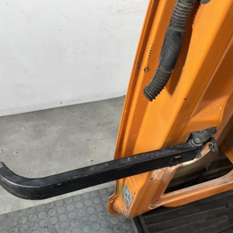 Porte de coffre droit RENAULT MASTER 3 Photo n°4