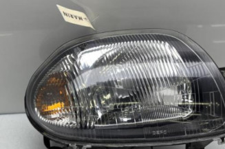 Optique avant principal droit (feux)(phare) RENAULT CLIO 2 Photo n°1